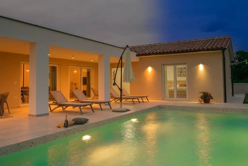 Villa Maja By Istrialux Orbanici Croatia